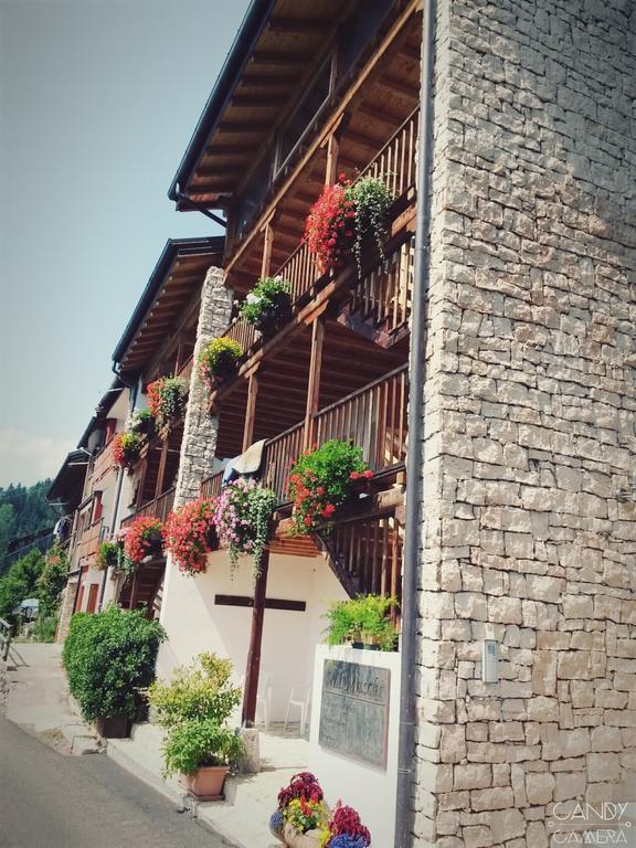 B&B Val Maschi Lamon エクステリア 写真